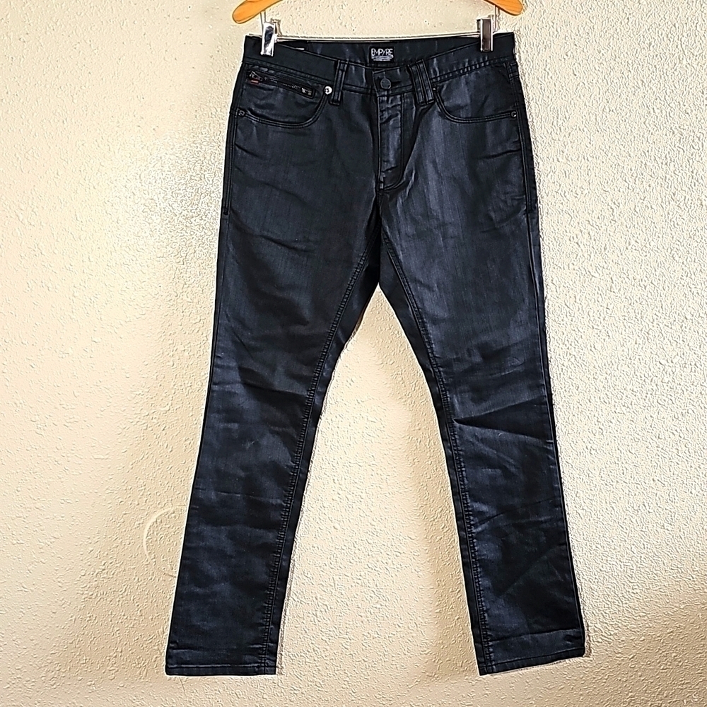 EMPYRE Jeans.
